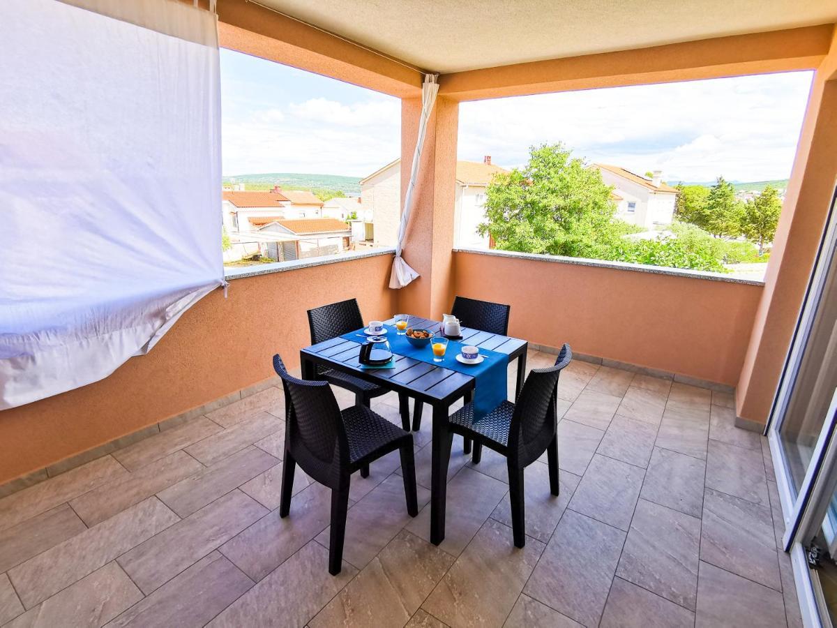App La Vita E Bella - Azzurro Apartment Punat Exterior photo